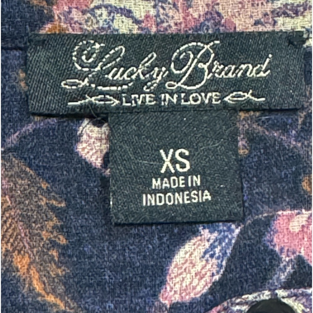 Lucky Brand Live in Love Long Sleeve Navy Print Top Size XS - Picture 4 of 4